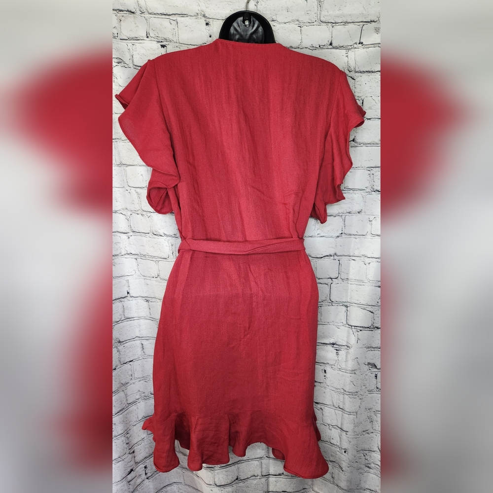 Lulu's Magenta Ruffle Wrap Dress Size Medium NWOT - Picture 6 of 10